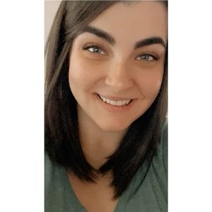 Meet your Posher, Lacey